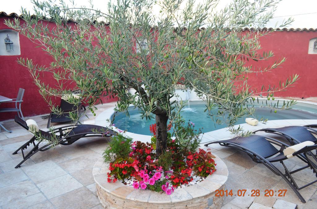 Auberge Les Galets Peyruis Экстерьер фото