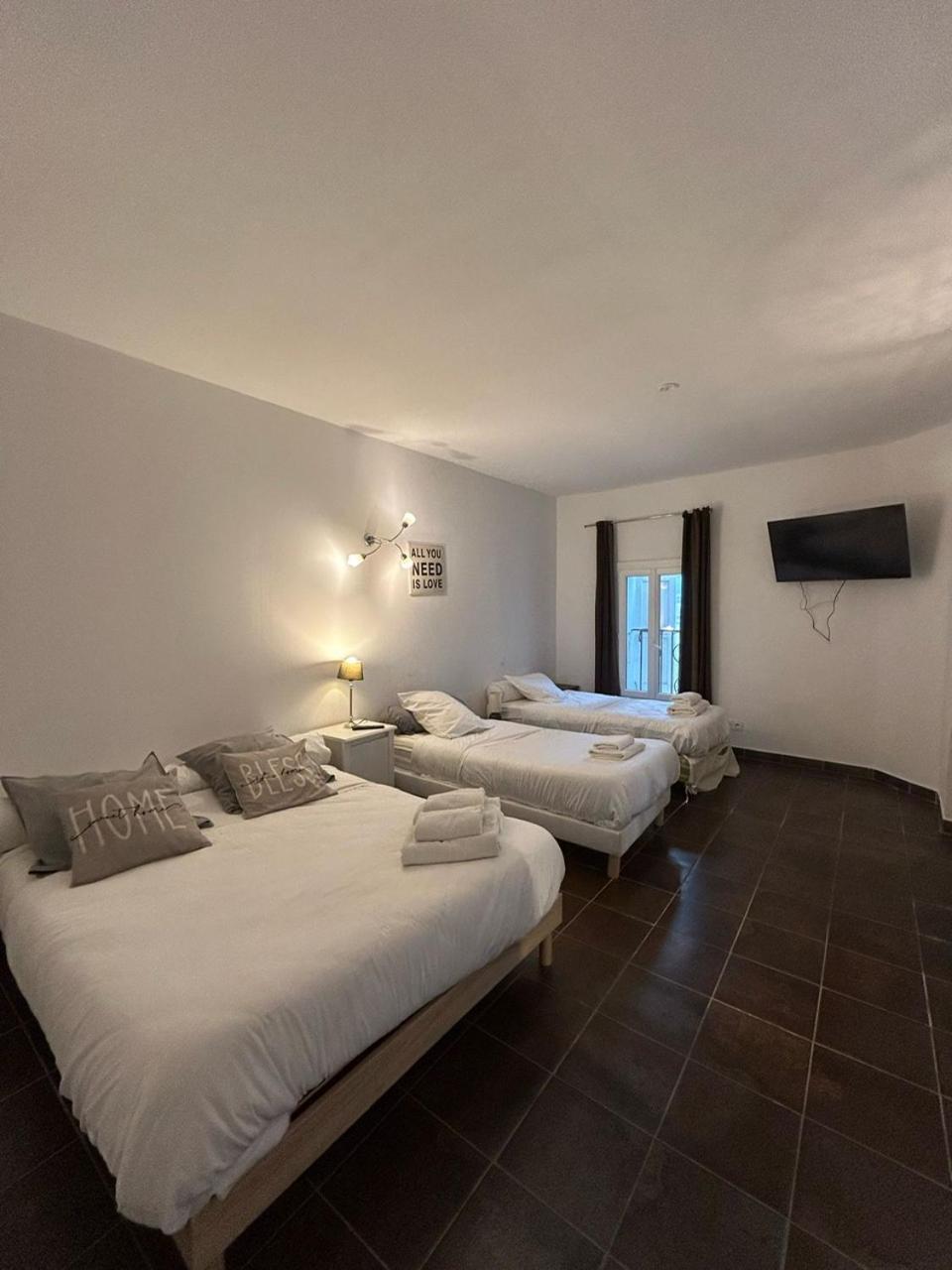 Auberge Les Galets Peyruis Экстерьер фото