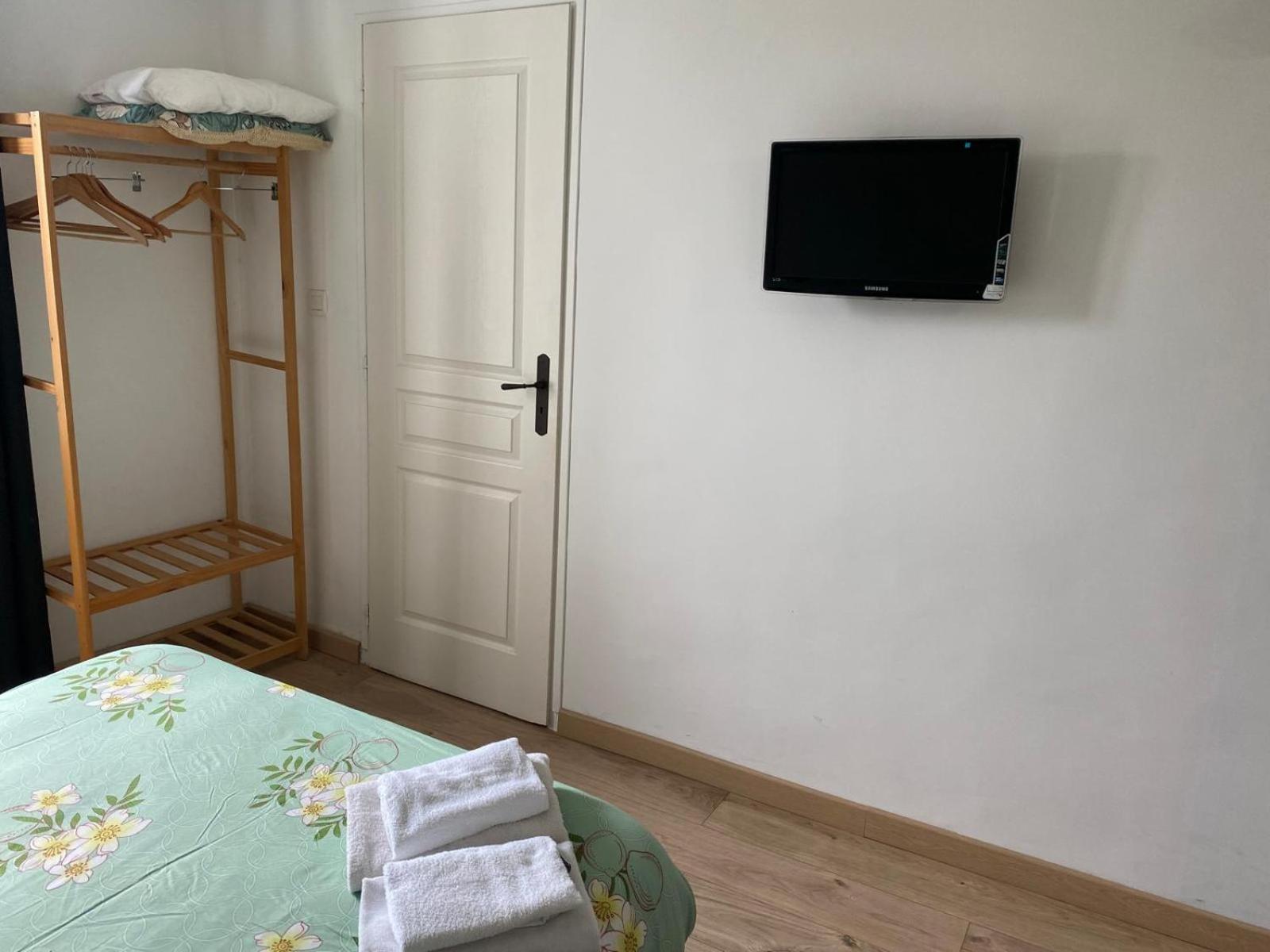 Auberge Les Galets Peyruis Экстерьер фото