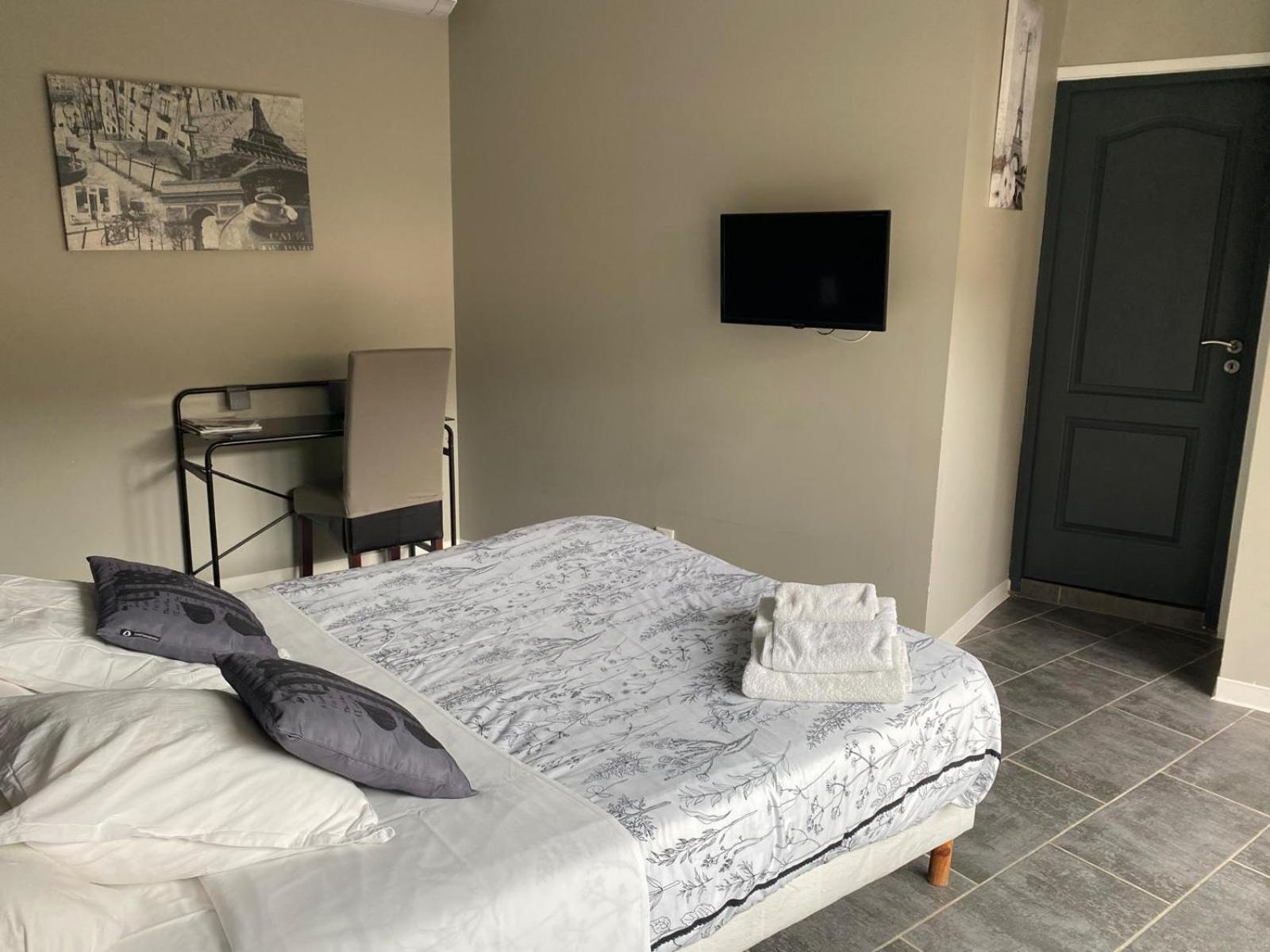 Auberge Les Galets Peyruis Экстерьер фото