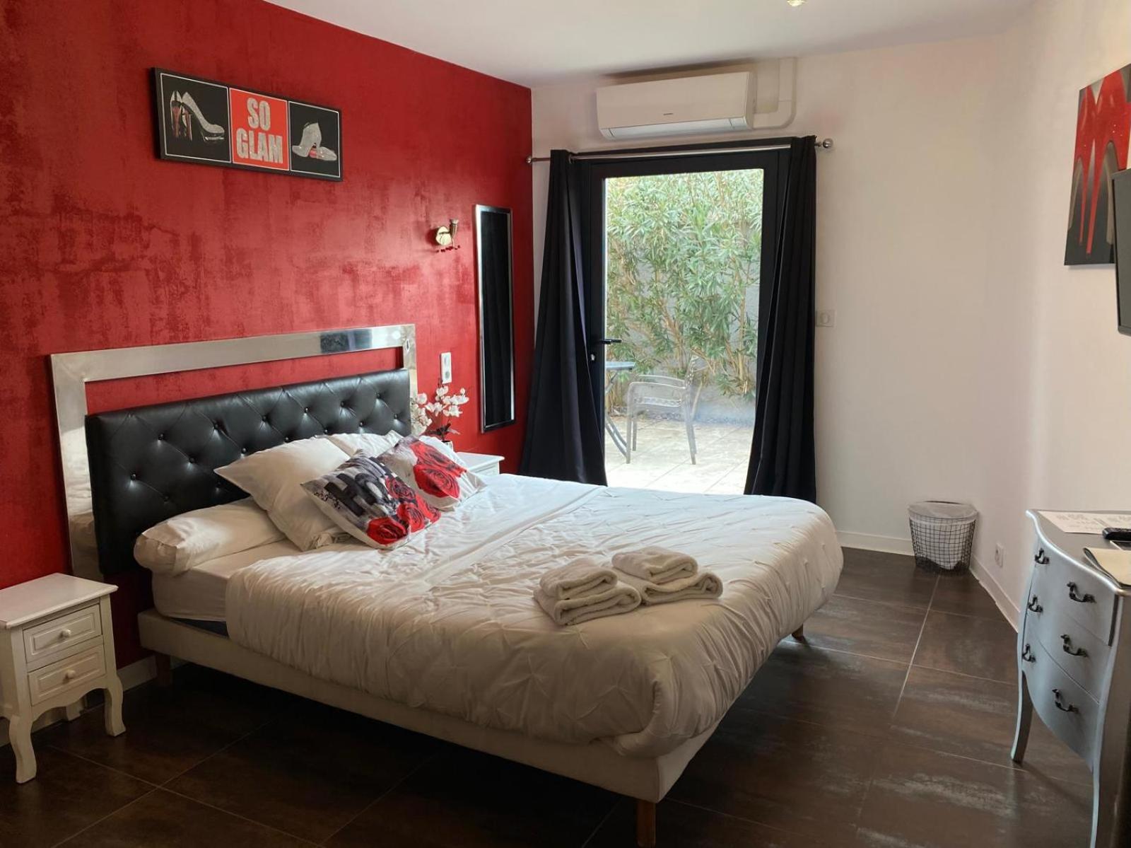 Auberge Les Galets Peyruis Экстерьер фото