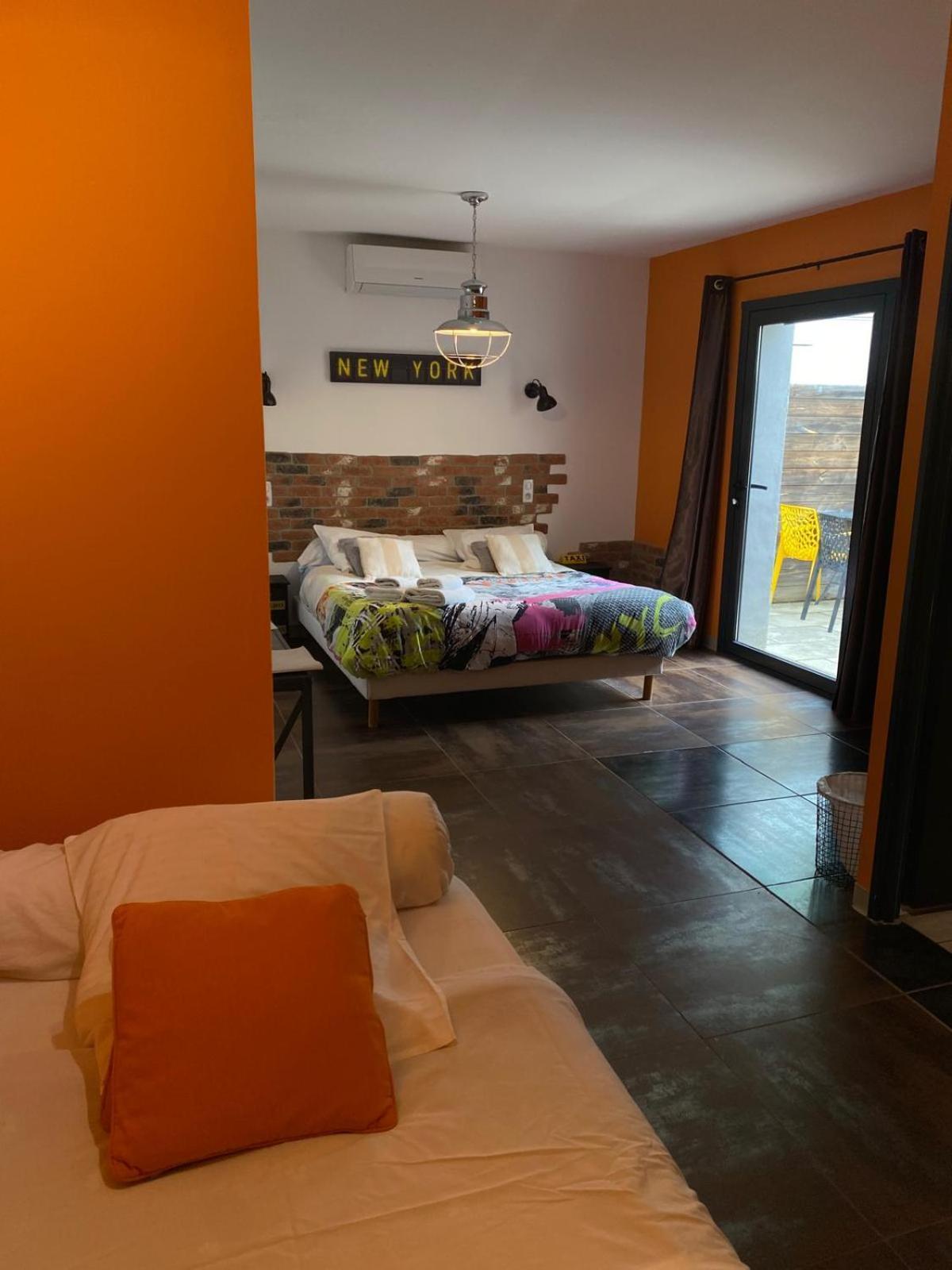 Auberge Les Galets Peyruis Экстерьер фото