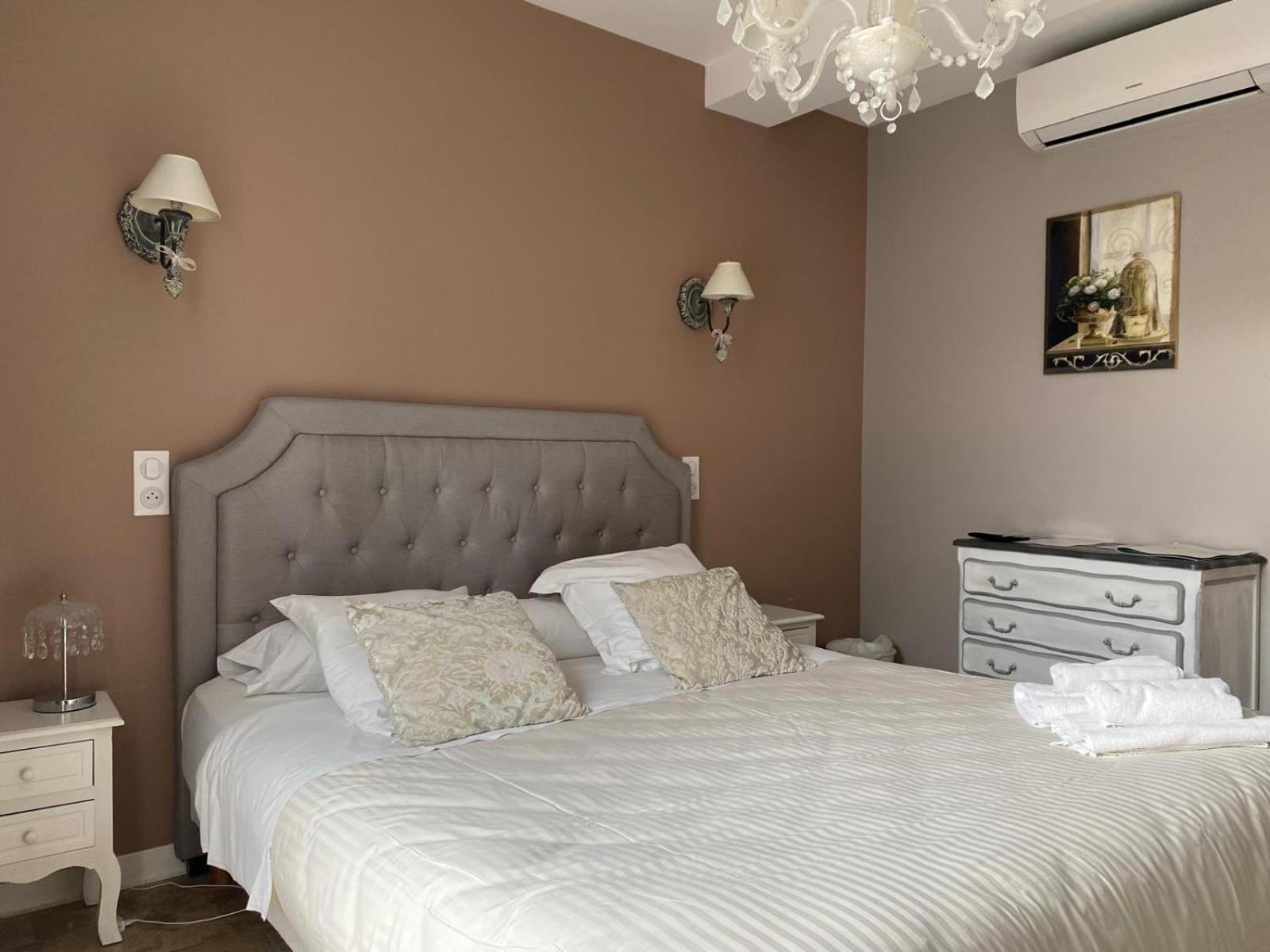 Auberge Les Galets Peyruis Экстерьер фото
