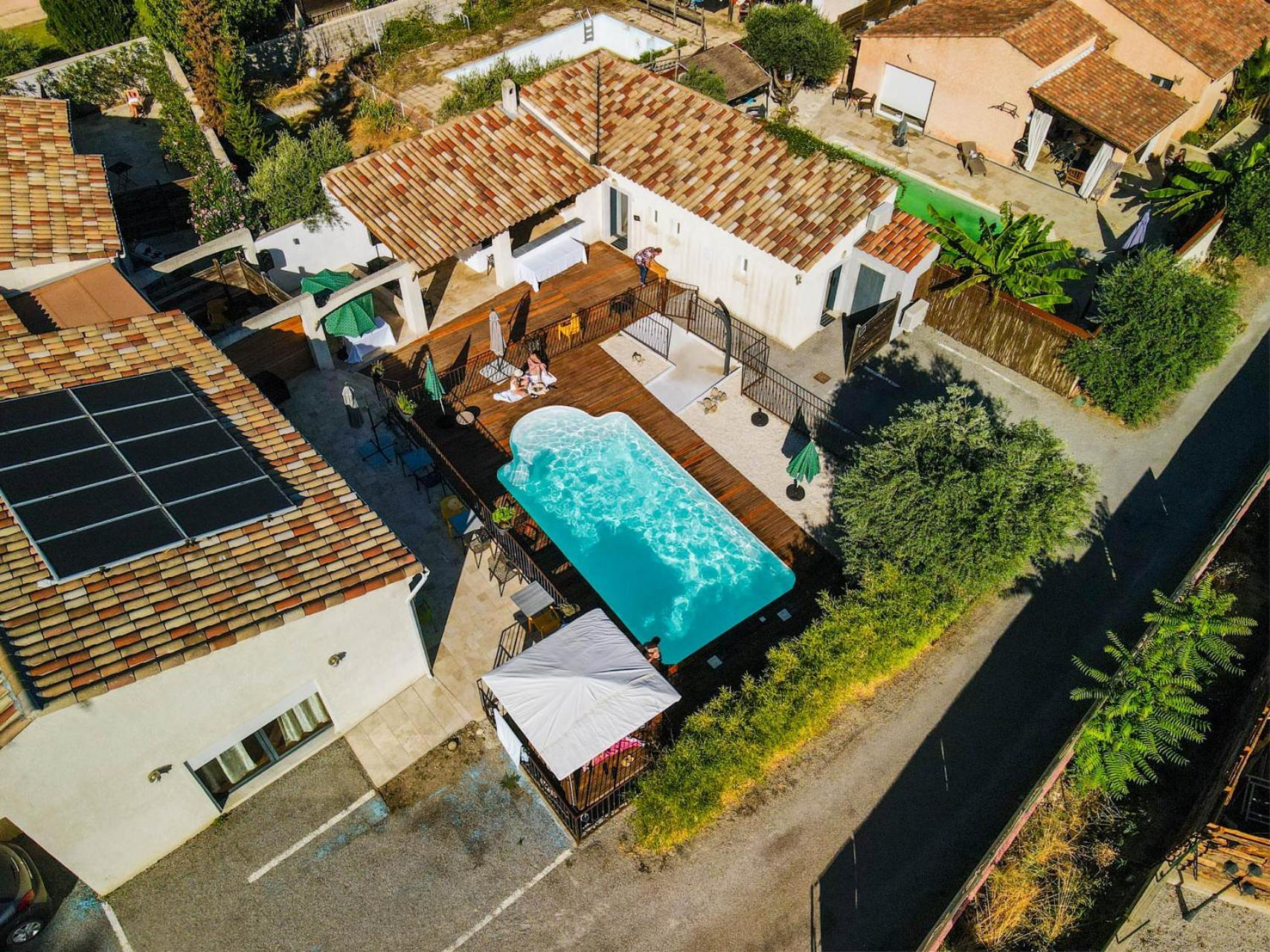 Auberge Les Galets Peyruis Экстерьер фото