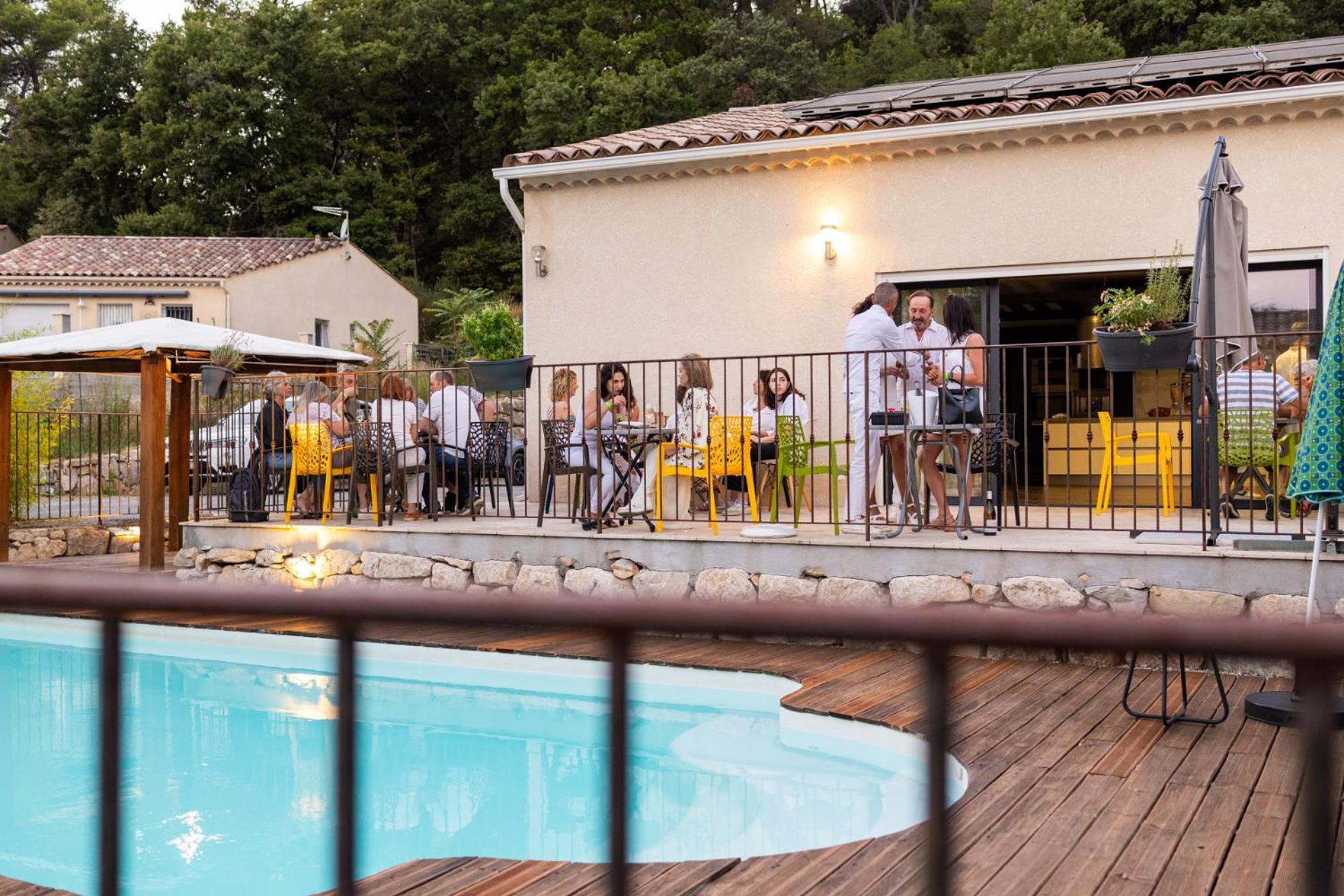 Auberge Les Galets Peyruis Экстерьер фото